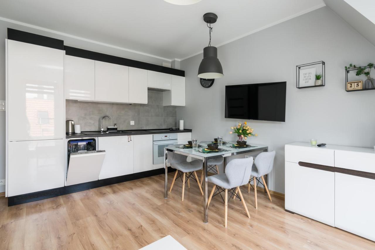 Apartment Rozana Poznan By Noclegi Renters Exteriör bild