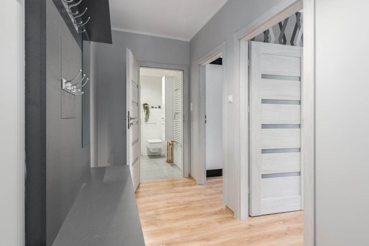 Apartment Rozana Poznan By Noclegi Renters Exteriör bild